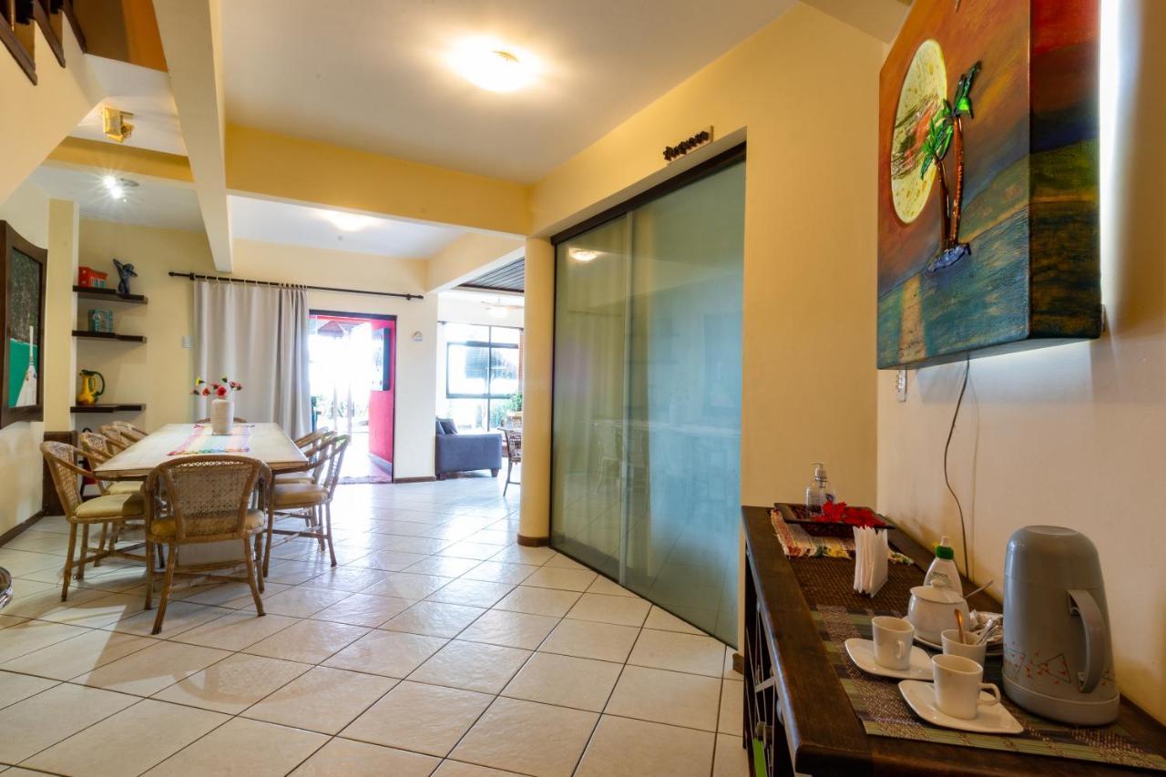 Olhos Verdes Guest House 邦比尼亚斯 外观 照片