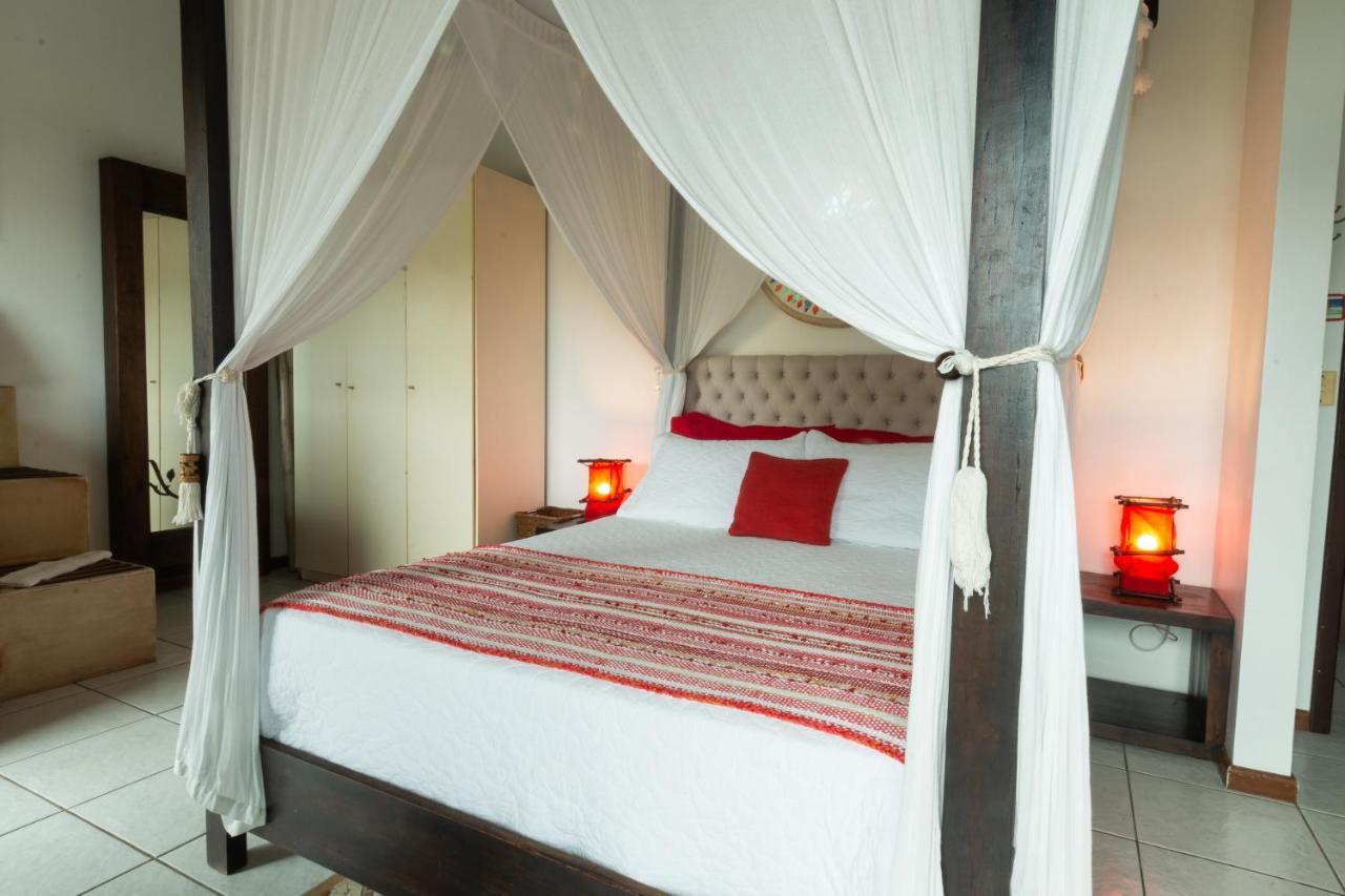 Olhos Verdes Guest House 邦比尼亚斯 外观 照片