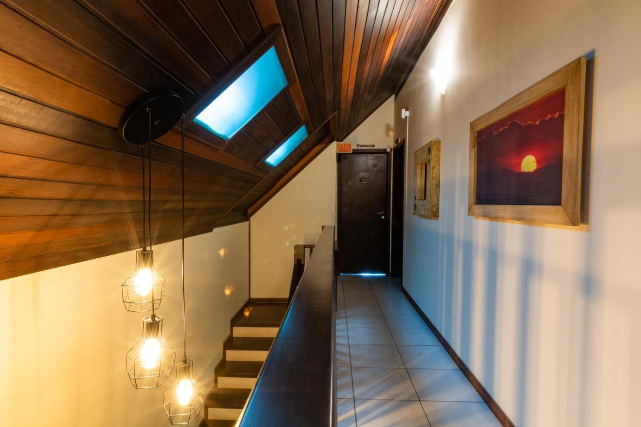 Olhos Verdes Guest House 邦比尼亚斯 外观 照片