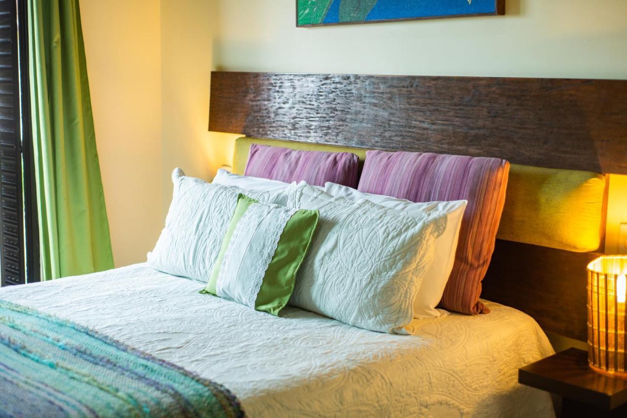 Olhos Verdes Guest House 邦比尼亚斯 外观 照片